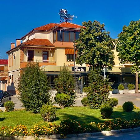 Vila A Hotel Korce Bagian luar foto