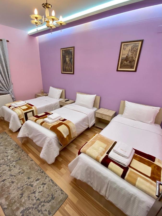 Vila A Hotel Korce Bagian luar foto