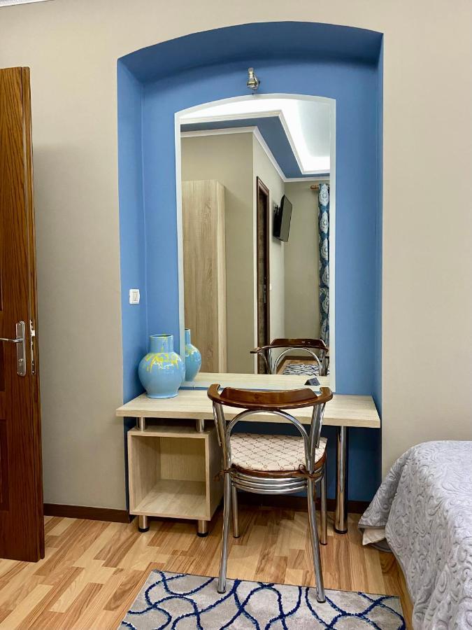 Vila A Hotel Korce Bagian luar foto